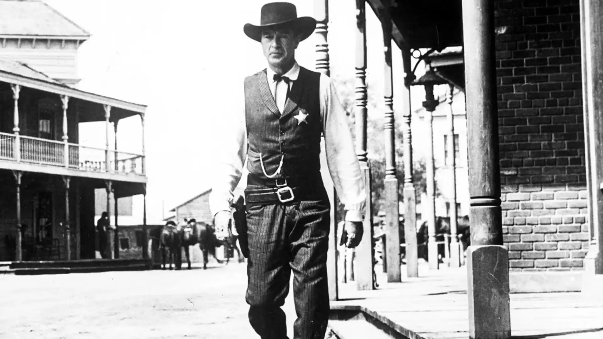 Seis clássicos faroestes considerados melhores que “Rastros de Ódio” de John Wayne