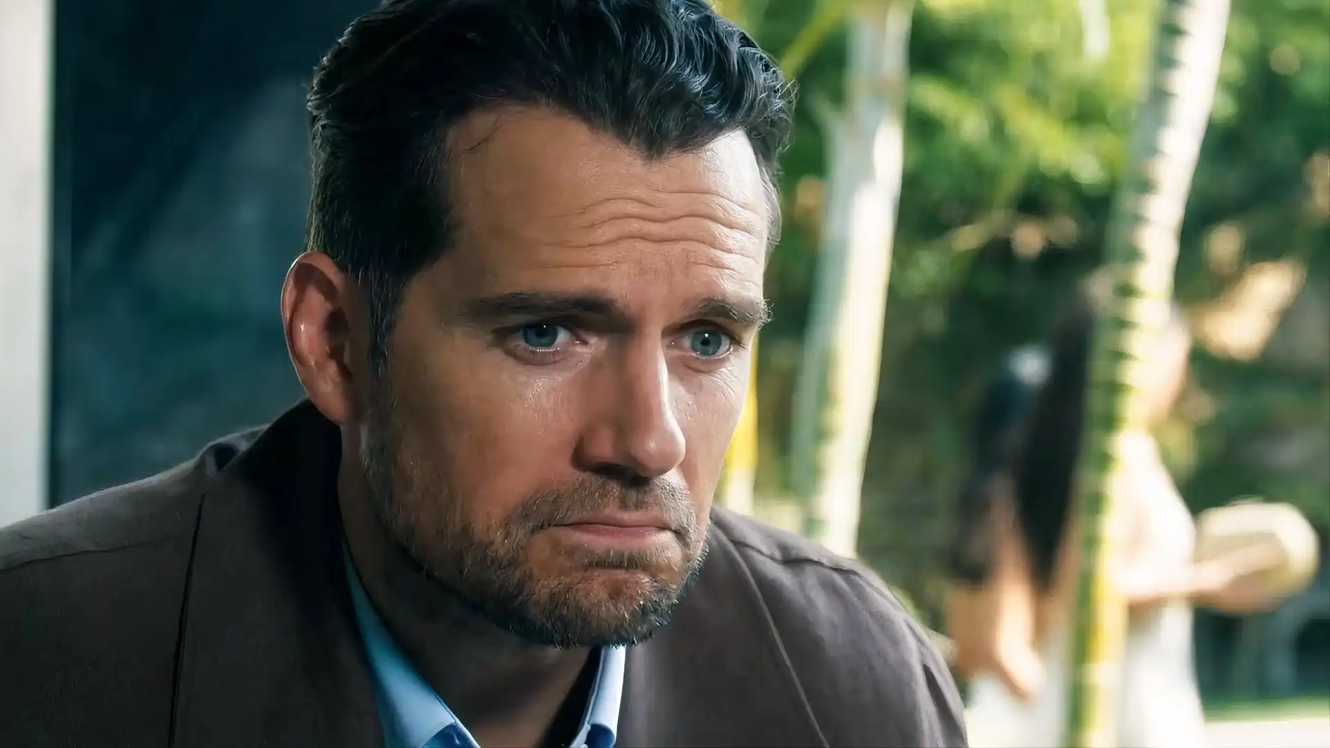 Henry Cavill e Guy Ritchie conquistam sucesso de público com thriller no streaming