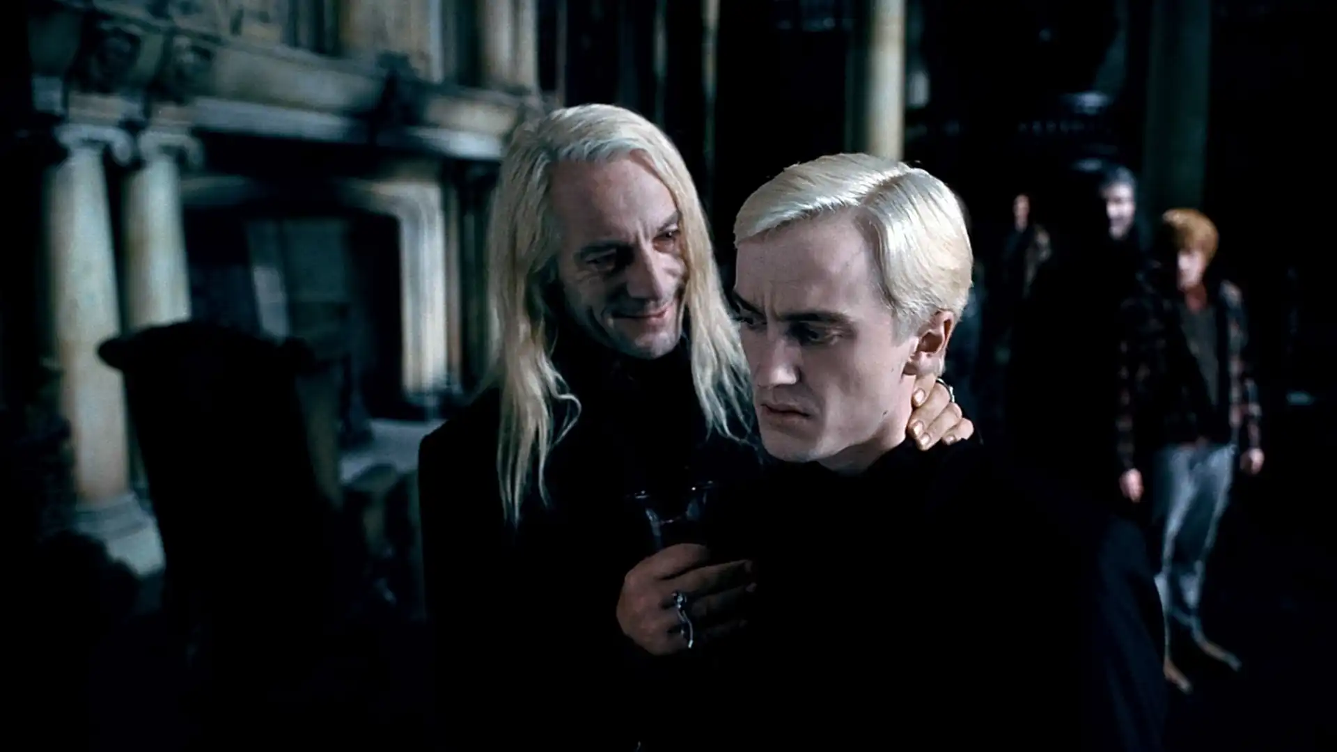 Ator de Lucius Malfoy na série da HBO confirma mudança na personalidade do personagem em relação aos filmes