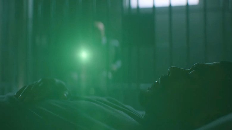Nathan Fillion retorna como Guy Gardner em “Lanterns” com aparição curta e importante