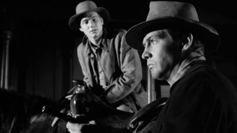 Antes de The Big Valley, Lee Majors estreou na TV em série Western icônica