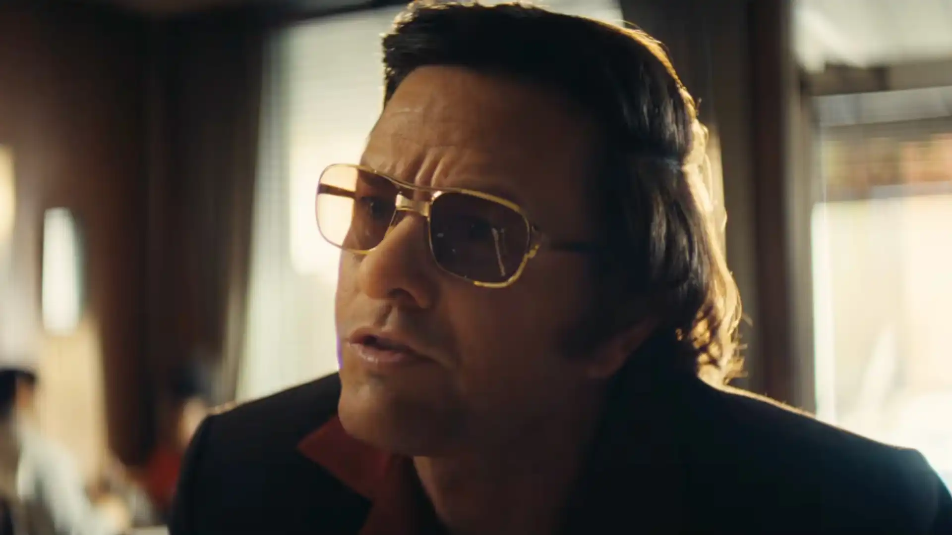 Novo thriller policial de Mark Wahlberg, “By Any Means”, conquista alta aprovação do público no Rotten Tomatoes