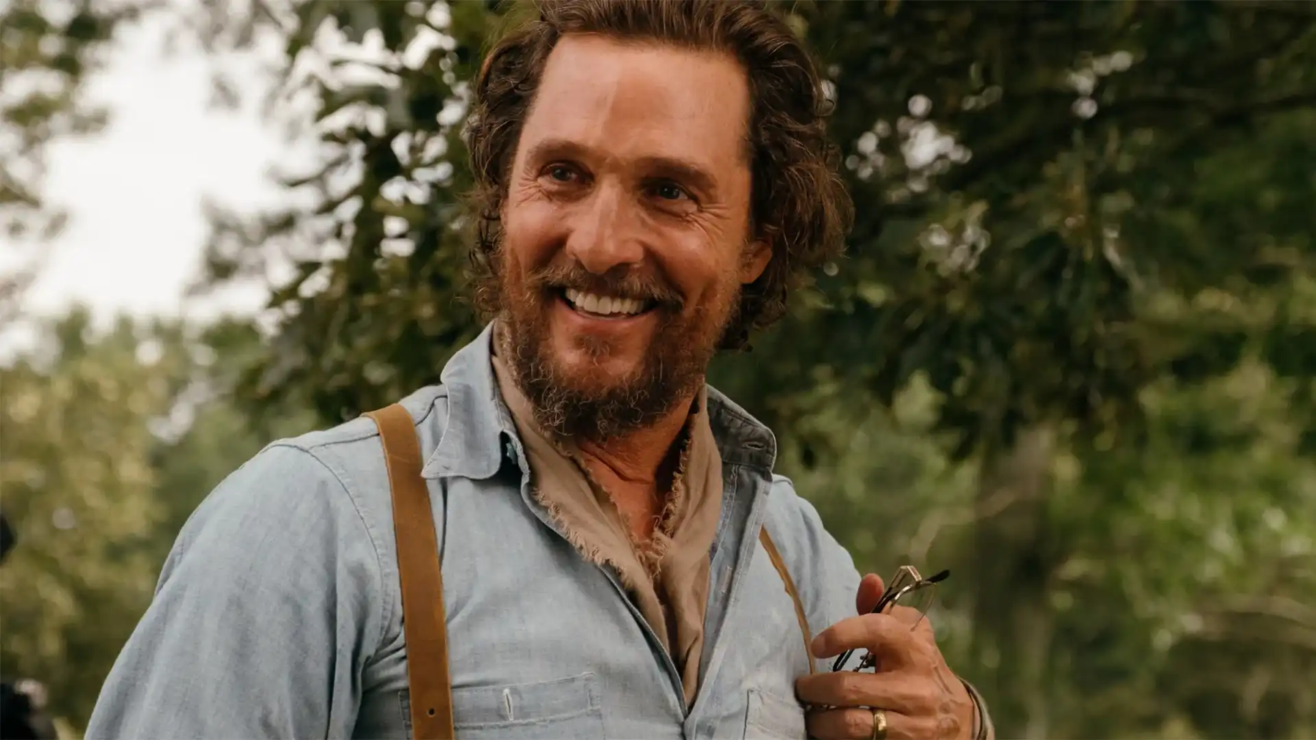 Filme western estrelado por Kurt Russell e Matthew McConaughey estreia em plataformas digitais nesta semana