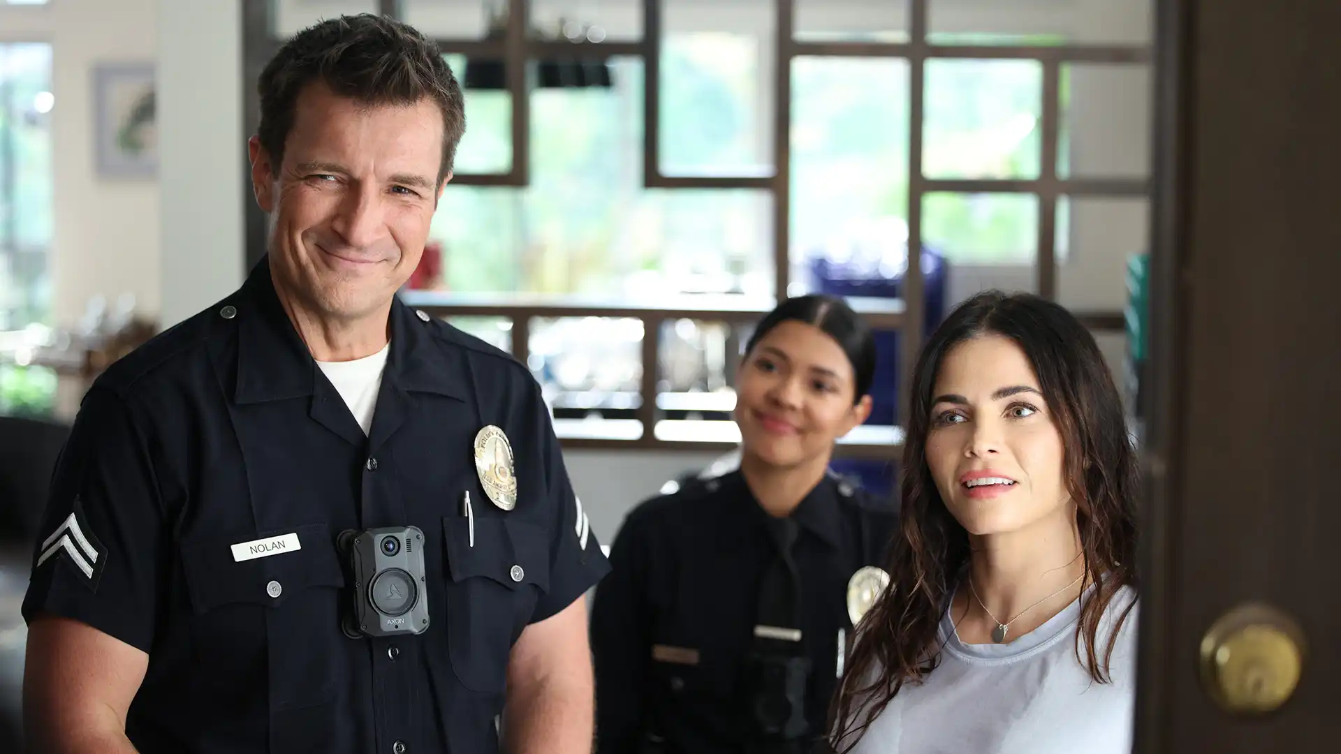 Jenna Dewan seguirá em The Rookie mesmo durante participação em Dancing with the Stars