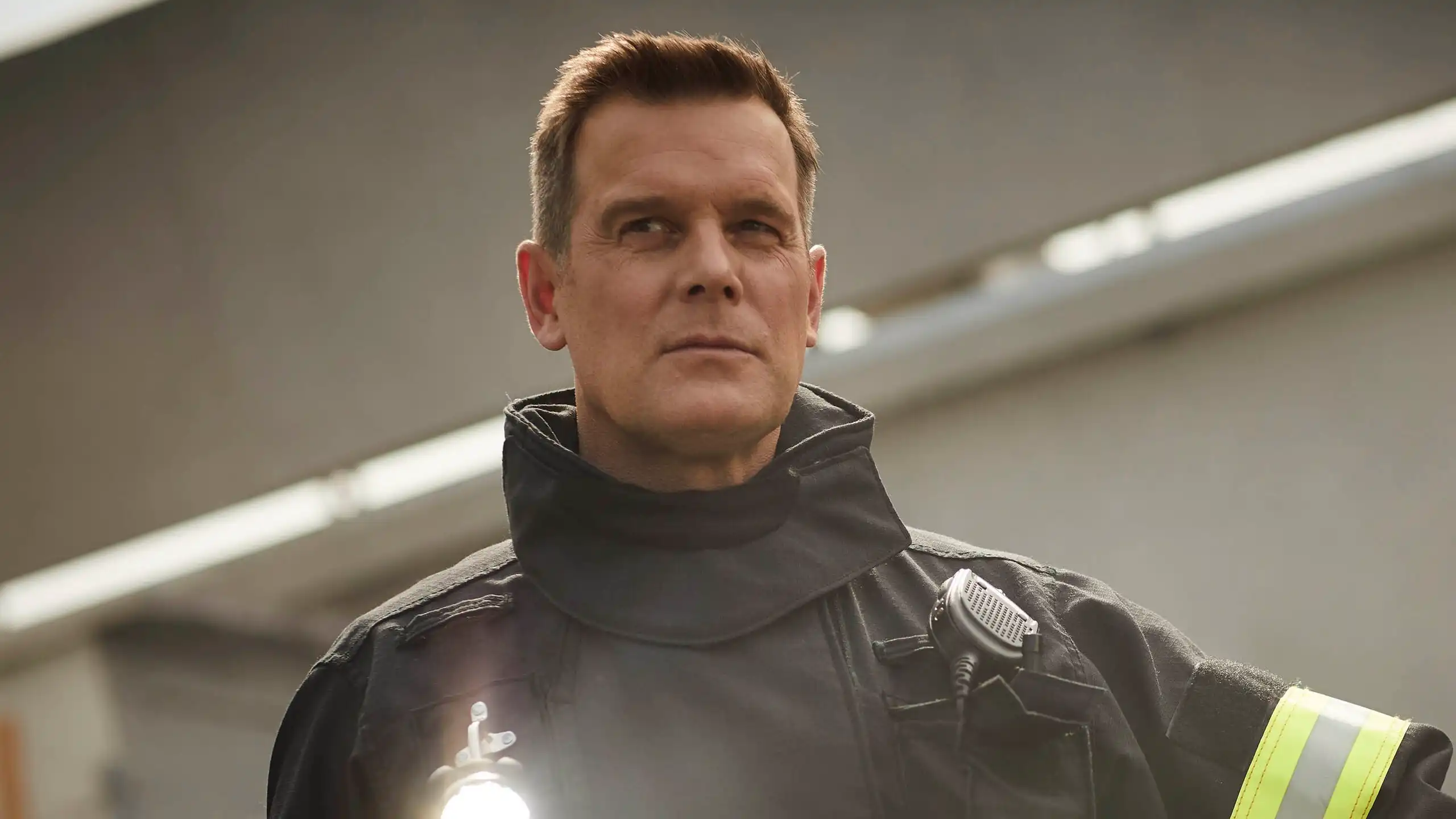 Peter Krause comenta possibilidade de Bobby Nash estar vivo em 9-1-1