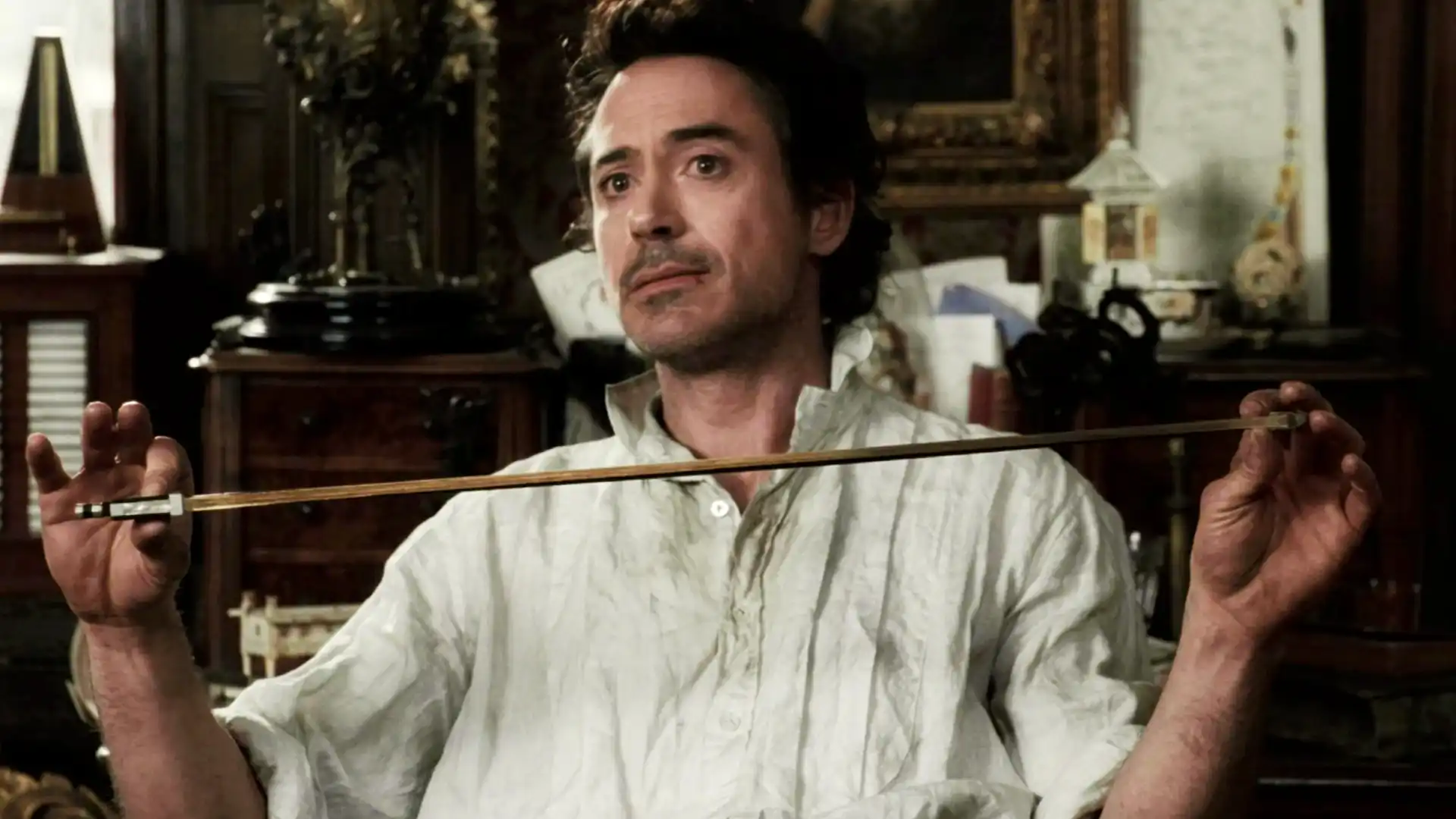 Adaptação de Guy Ritchie para Sherlock Holmes volta a fazer sucesso no streaming, com novo reboot previsto para 2027