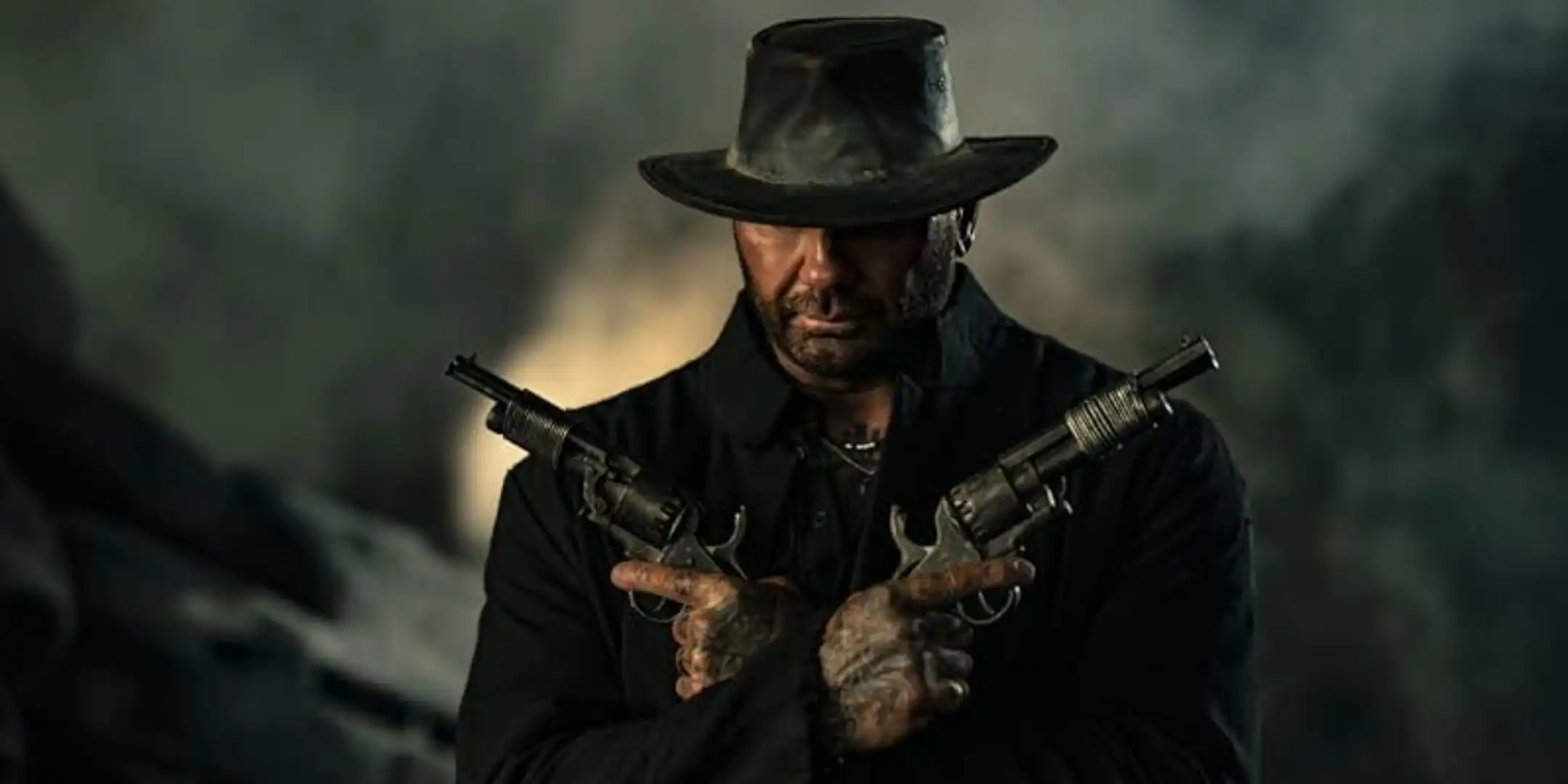 Filme de fantasia sombria de George R.R. Martin e Dave Bautista conquista sucesso global no streaming