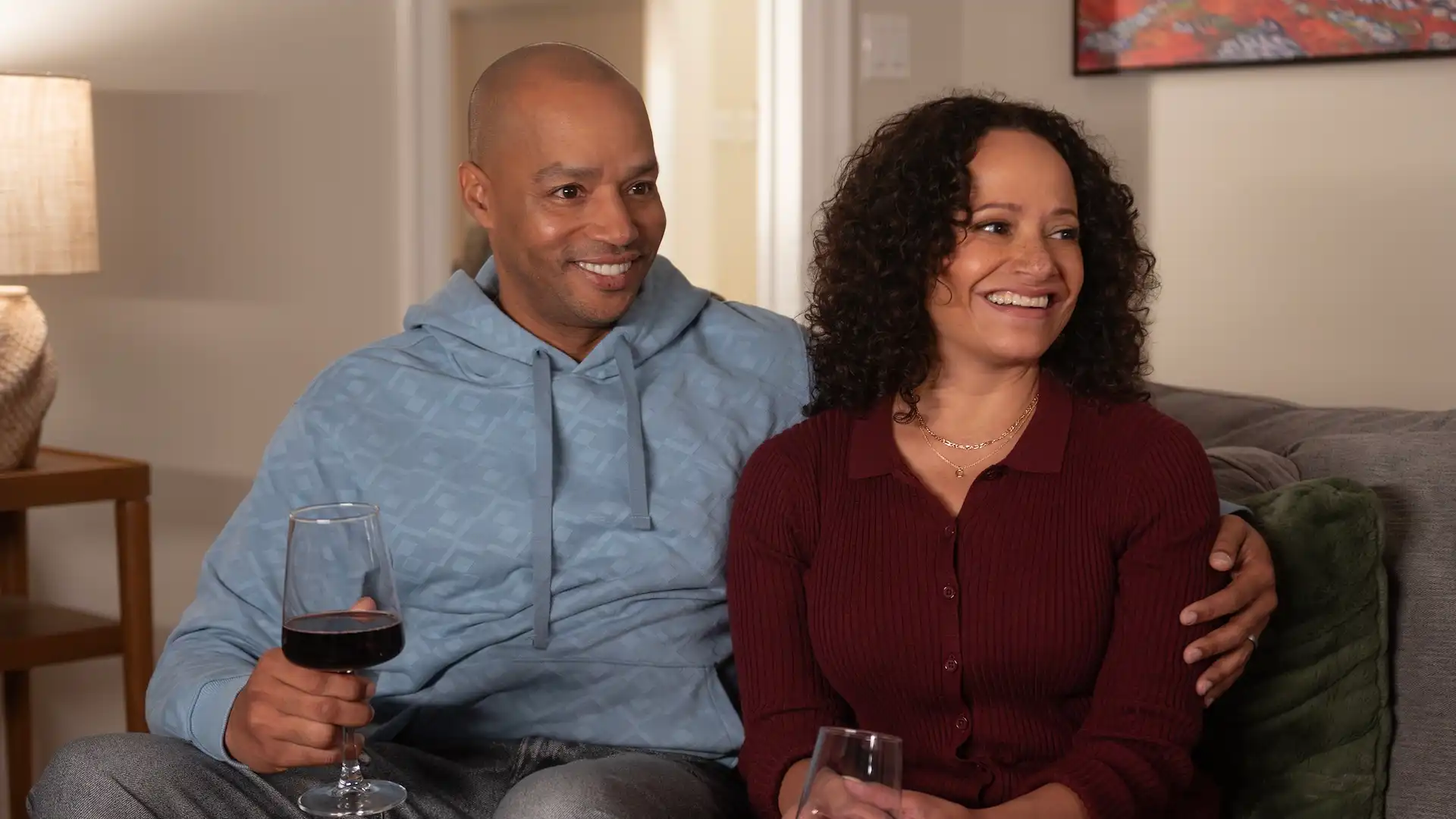 Temporada 2 de Scrubs vai colocar à prova relacionamento de Turk e Carla, revela Donald Faison