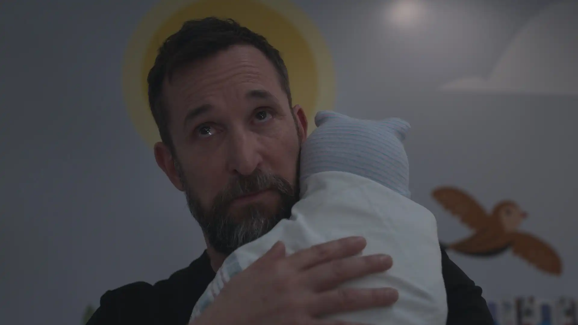Temporada 3 de The Pitt não continuará trama do bebê Jane Doe após 15 episódios