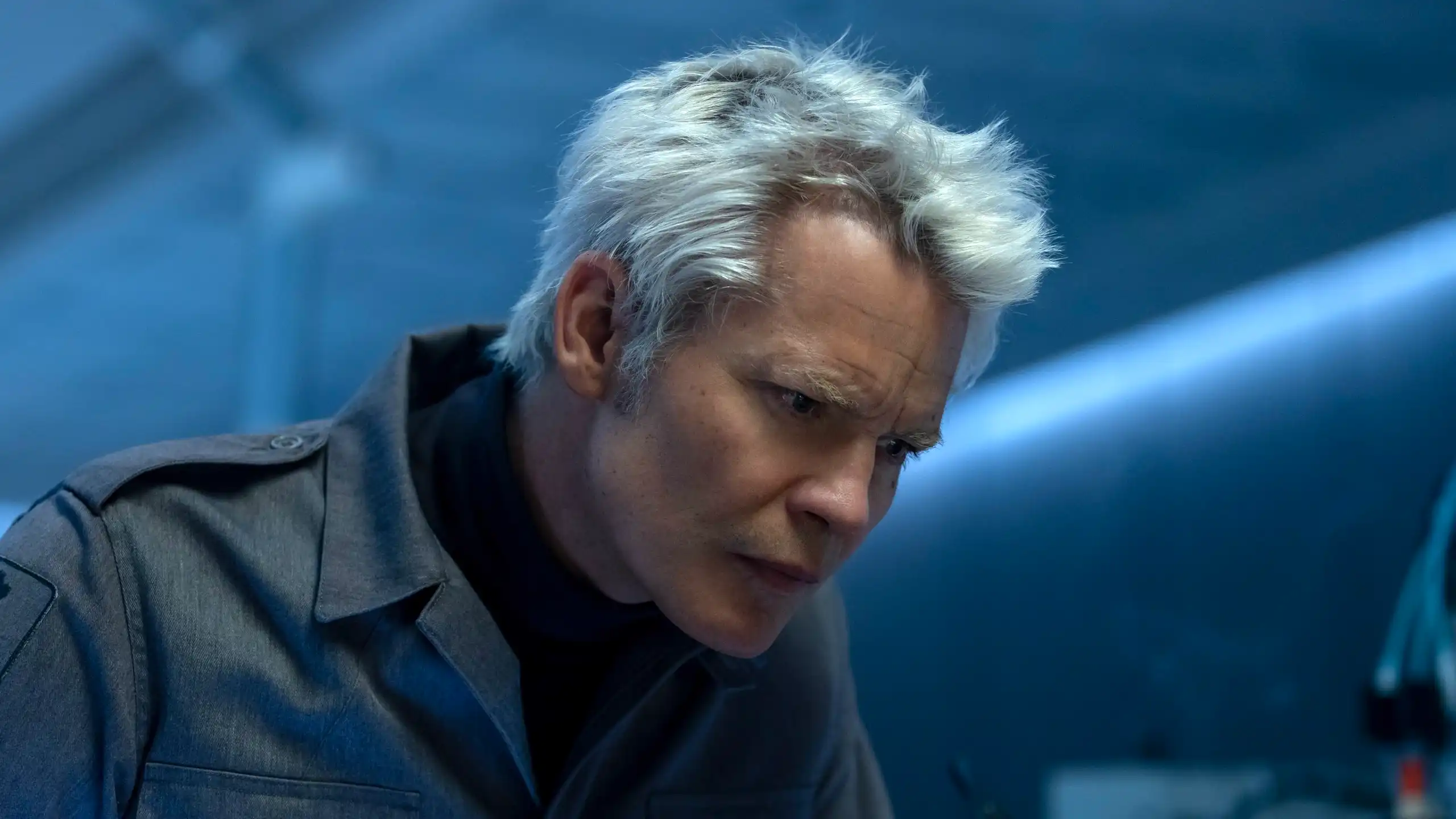 Timothy Olyphant lidera streaming com seu thriller R-rated “Over Your Dead Body”