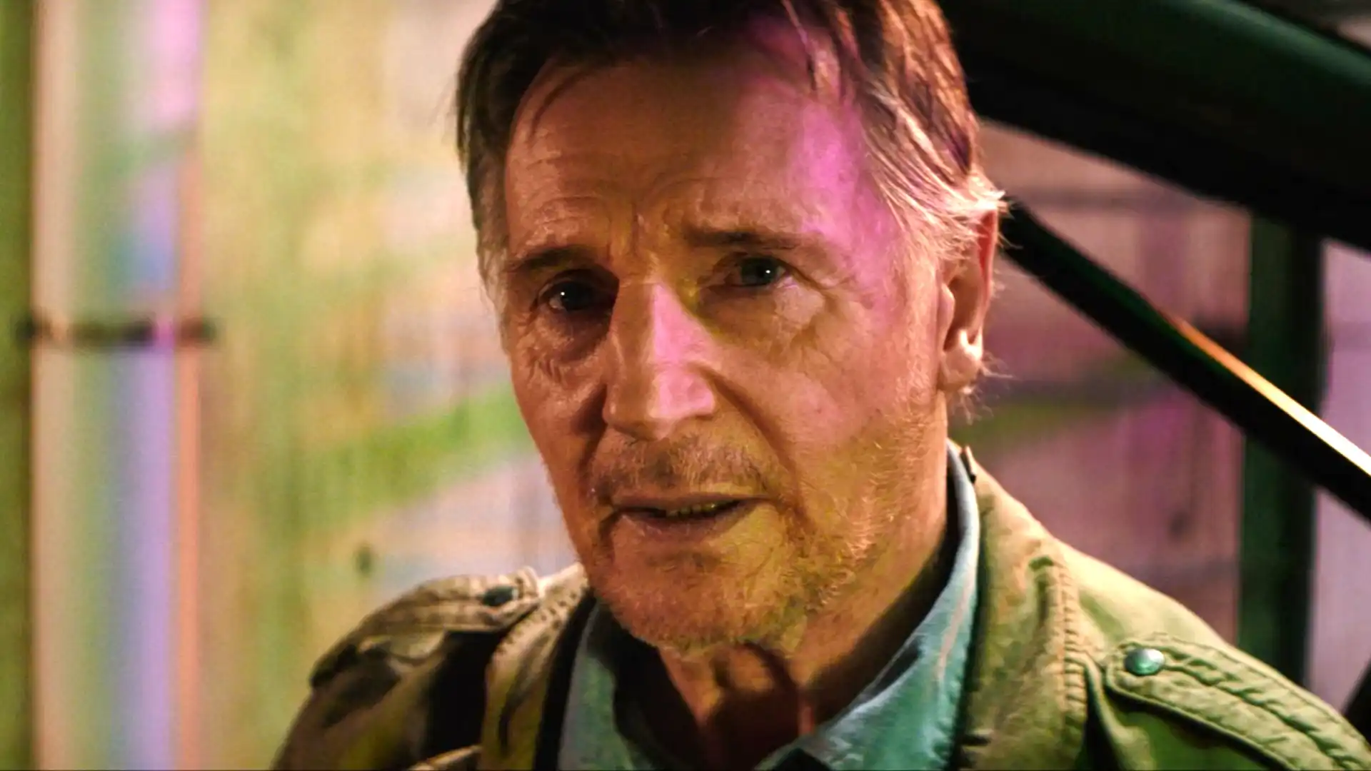 Filme de horror e ficção científica de Liam Neeson alcança marco expressivo em streaming