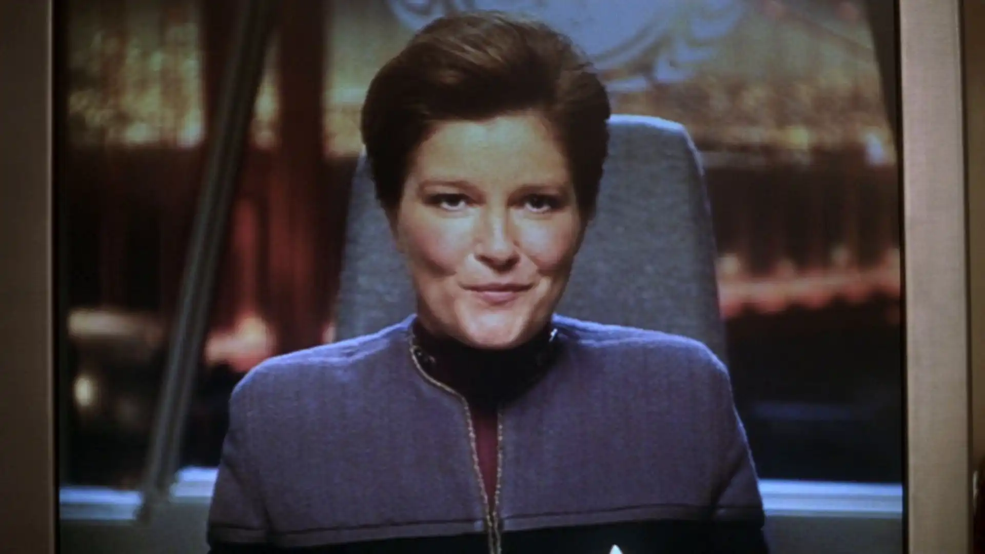 Kate Mulgrew comenta pausa significativa em Star Trek e atualiza planos para Janeway em live-action