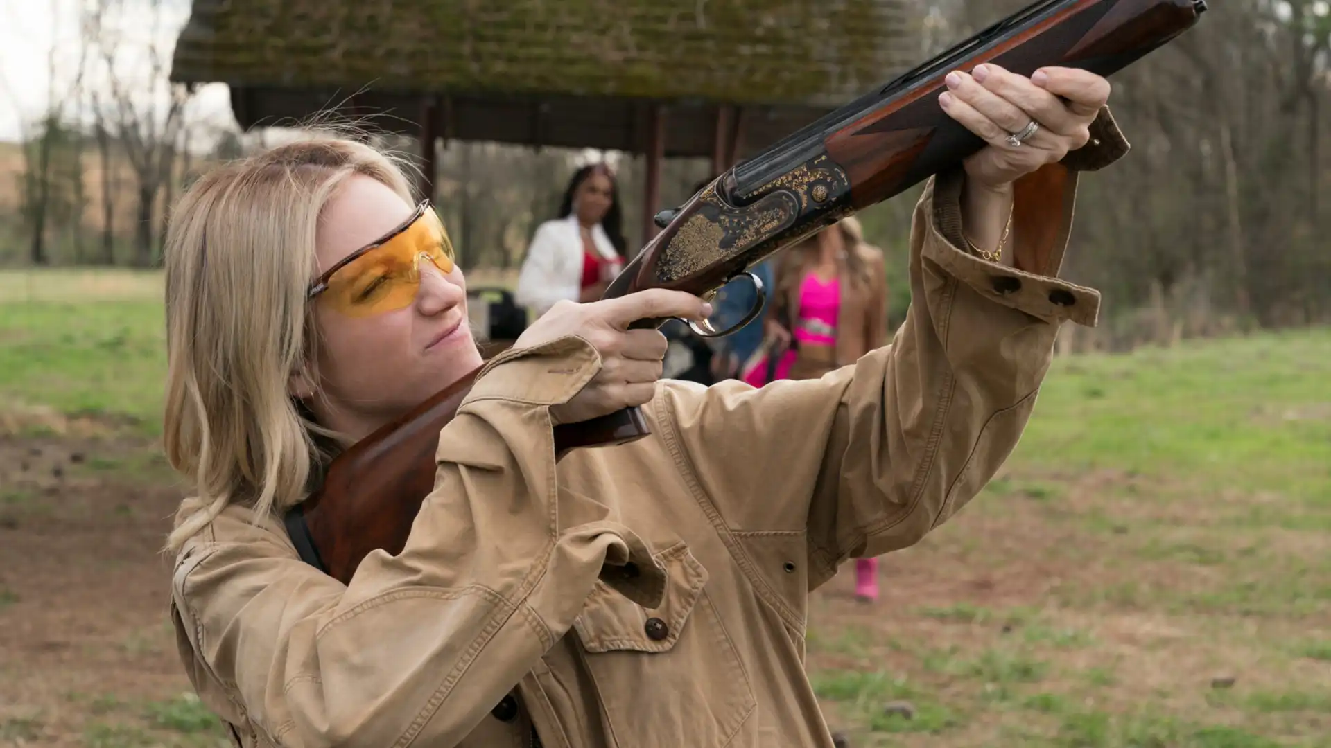 The Hunting Wives confirma reencontro entre Margo e Sophie na segunda temporada após grande reviravolta