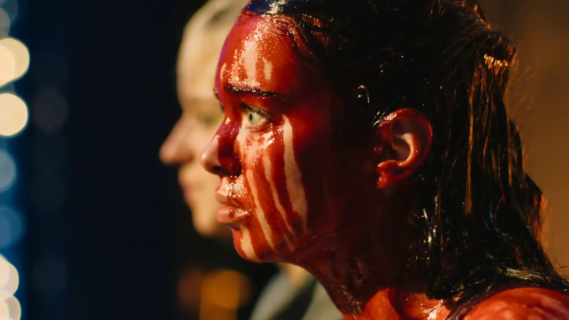 Mike Flanagan e elenco explicam final de Carrie e pistas para segunda temporada