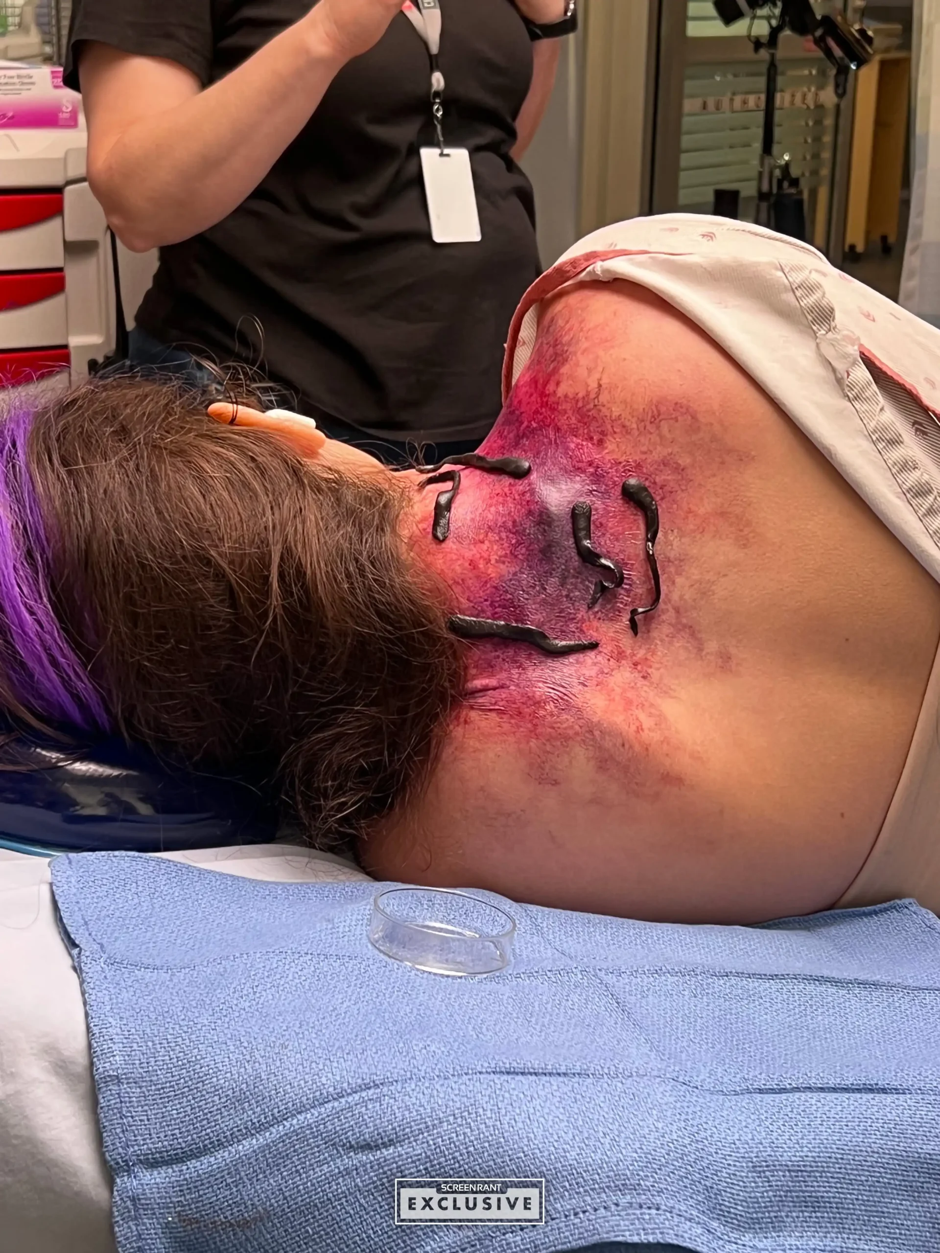 Bastidores dos efeitos realistas e chocantes de Chicago Med na 12ª temporada
