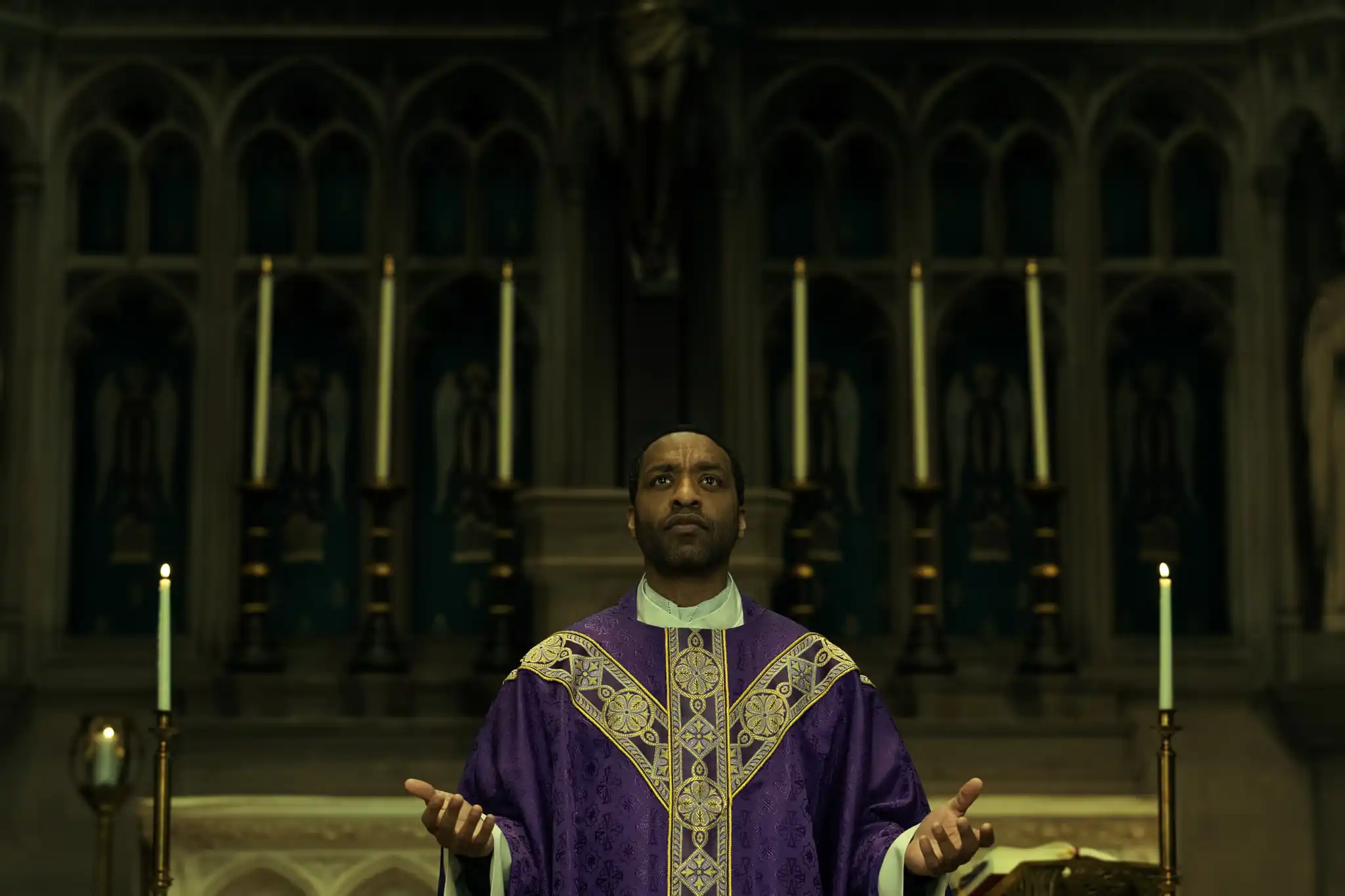 Primeiro teaser e detalhes da trama são divulgados para novo filme de Mike Flanagan em “The Exorcist: Martyrs”