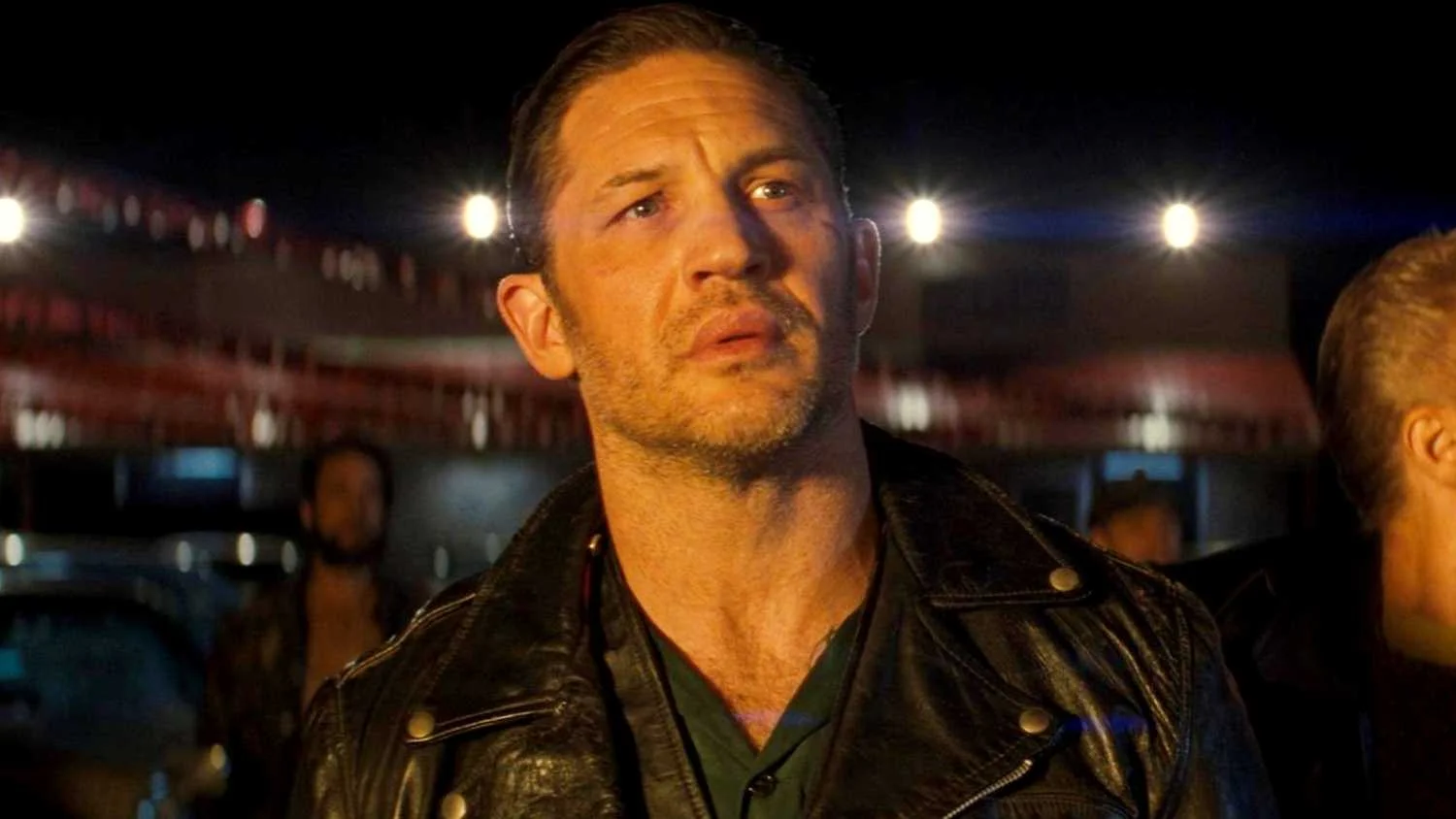 Thriller policial de Tom Hardy com estilo Sons of Anarchy é um dos maiores sucessos da HBO Max