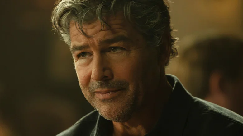 Final da 1ª temporada de Lanterns emociona Kyle Chandler às lágrimas