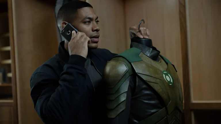 Final de Lanterns prepara com perfeição estreia de John Stewart em filme do DCU