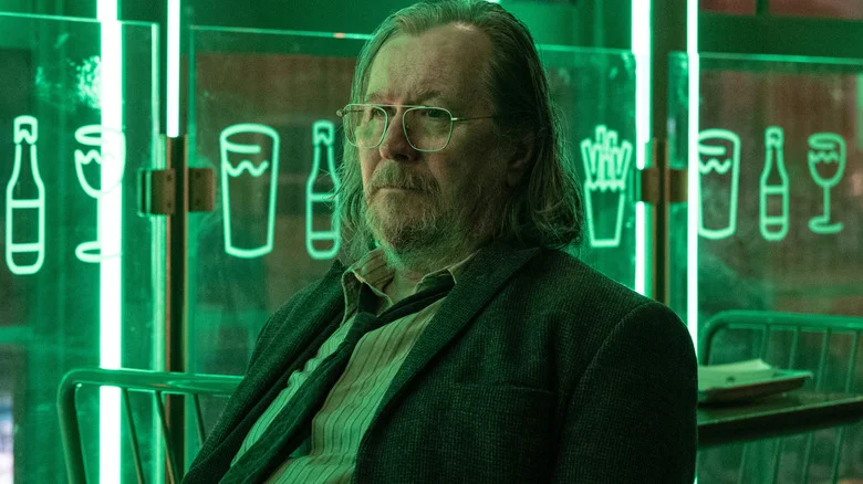 Roteirista de Slow Horses explica morte impactante de personagem no episódio 4 da temporada 6