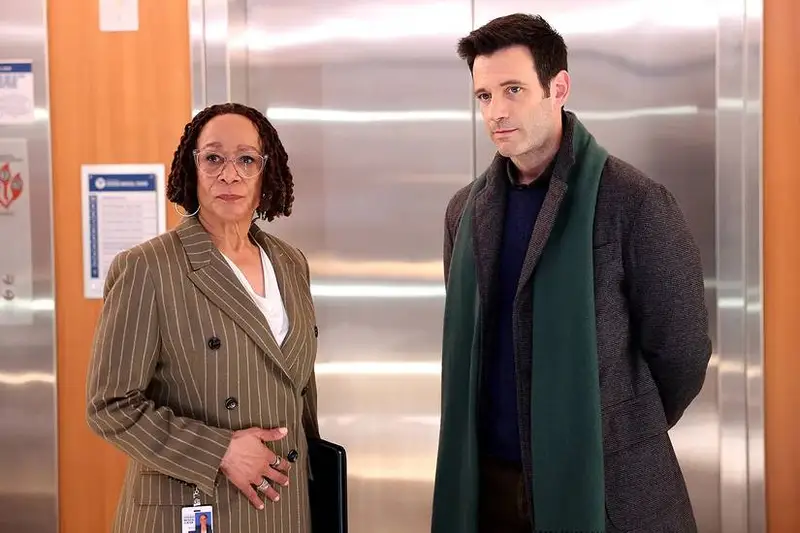Colin Donnell retorna à Chicago Med após sete anos e participação em dois episódios na 12ª temporada