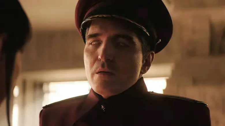 Filme Street Fighter (2026) presta homenagem a Raul Julia como M. Bison
