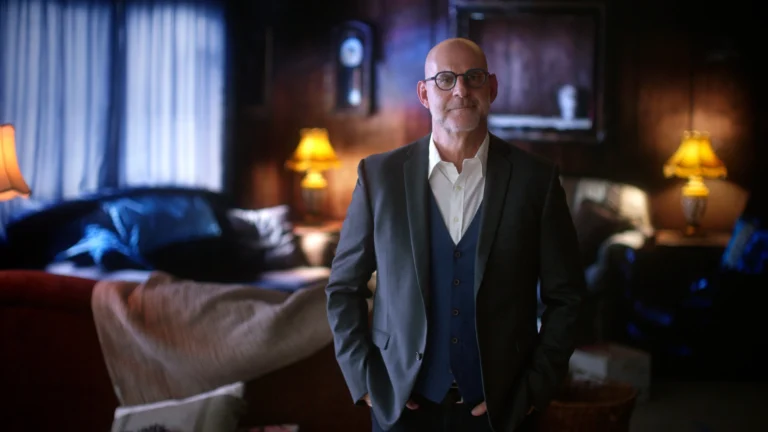 Série de crime real de Harlan Coben volta com aumento de 34% na audiência na CBS