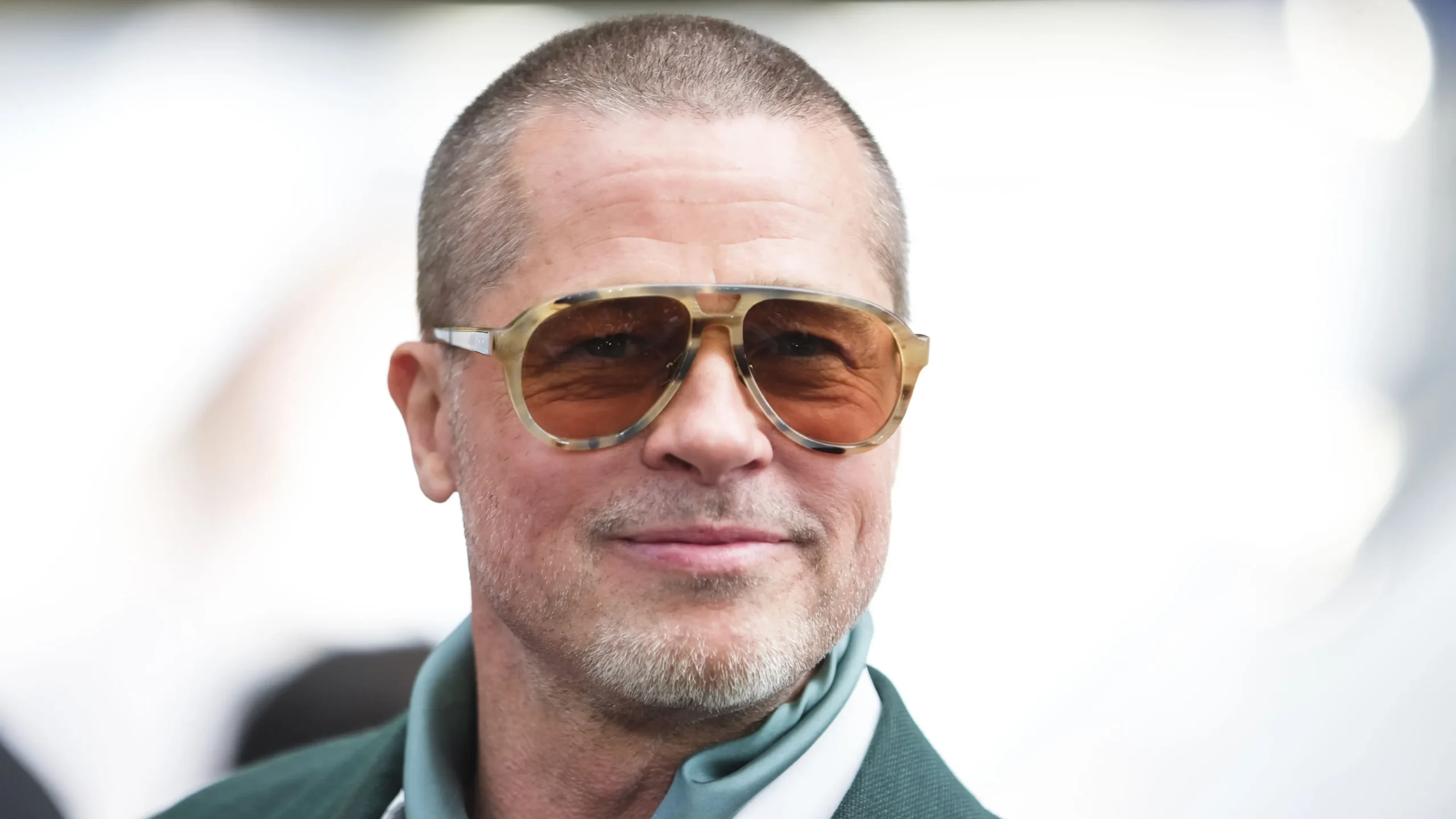Novo thriller de Brad Pitt sofre queda significativa de salas após desempenho fraco nas bilheterias