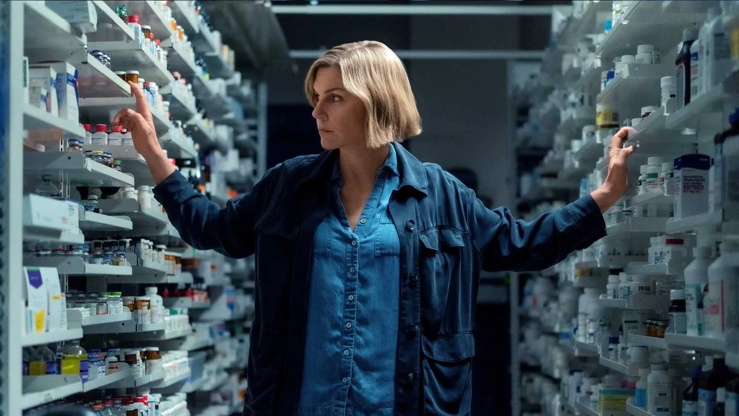 Rhea Seehorn revela que retorno de Pluribus na segunda temporada terá roteiro “insano”