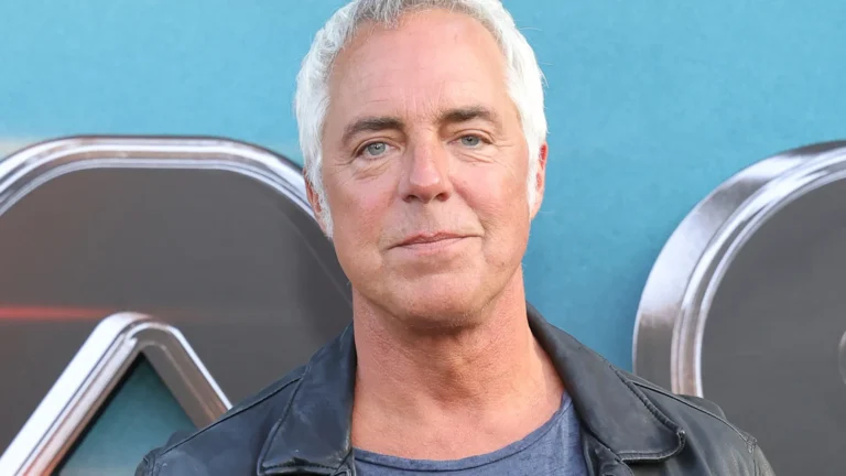 Titus Welliver elogia nova série de suspense da Peacock, Crystal Lake, e pede segunda temporada