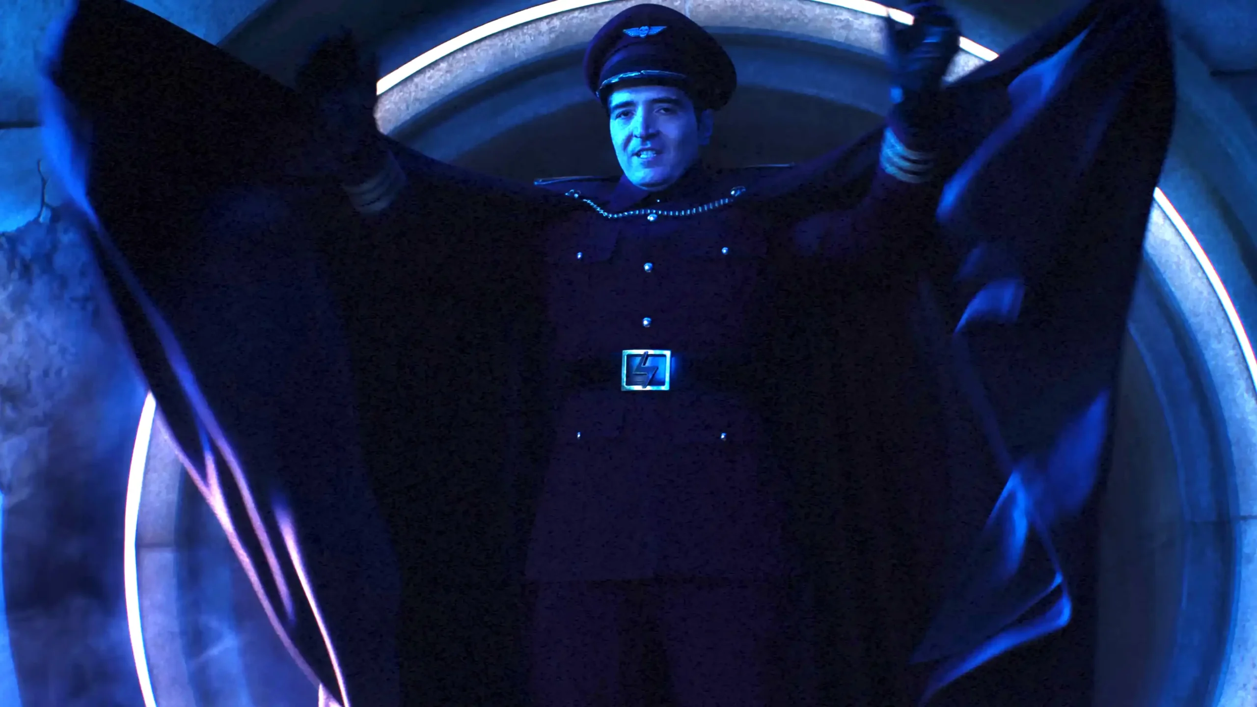 Dois atores dão abordagens distintas ao vilão M. Bison em filmes de Street Fighter