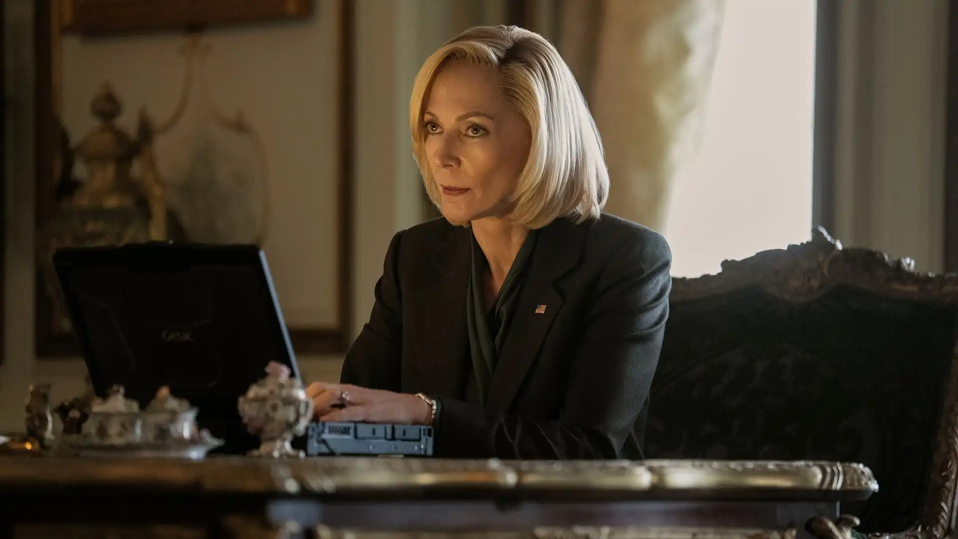 Futuro de Kate como presidente nos EUA é tema entre elenco e criadora de The Diplomat