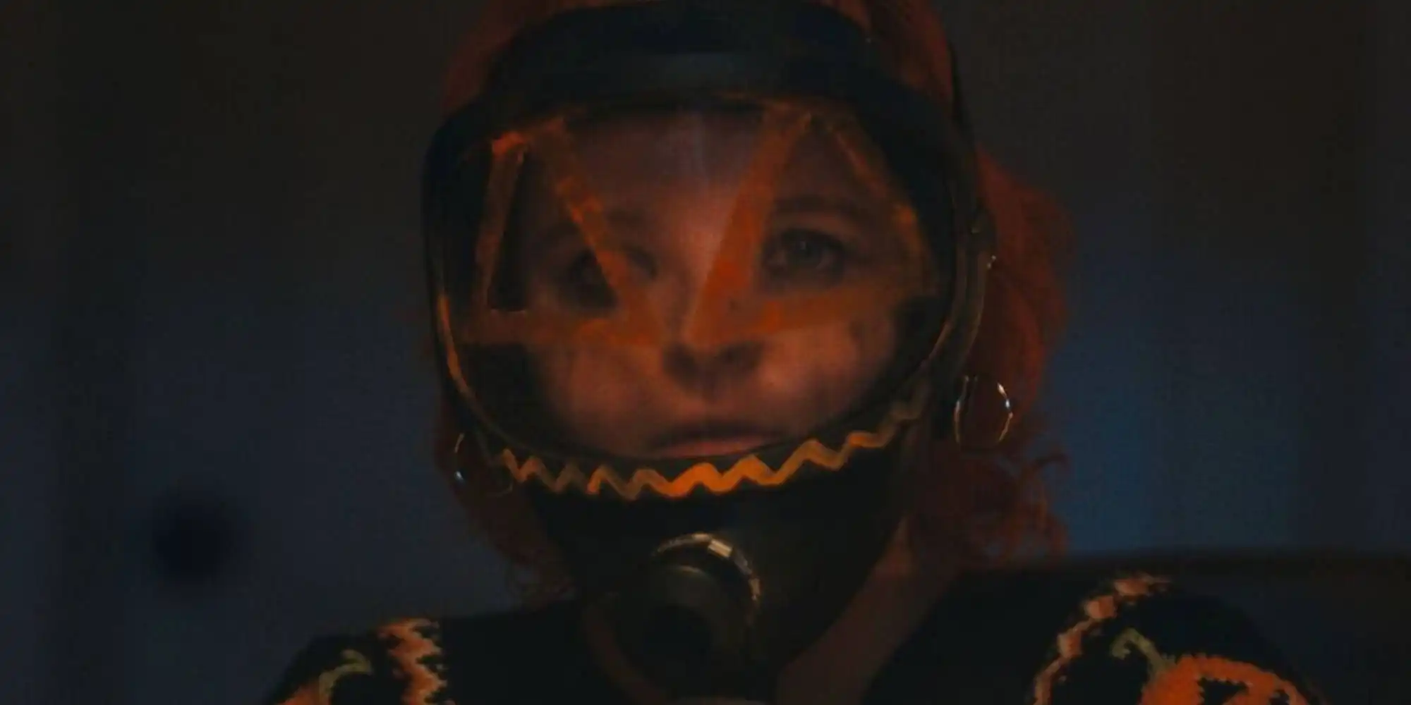 Filme de terror “Hallowarrior” une Halloween ao estilo de “Esqueceram de Mim” e já está disponível em streaming