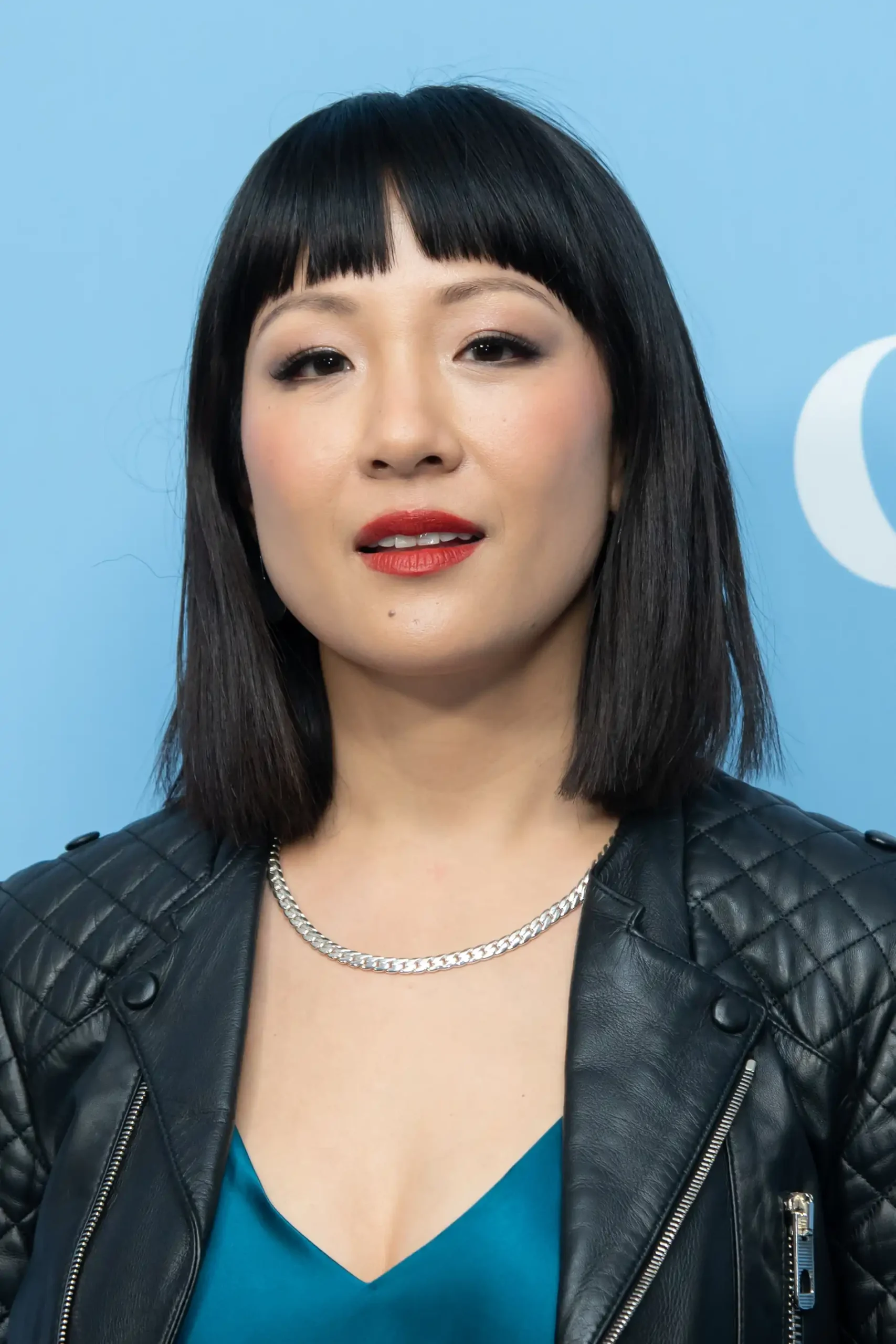 HBO confirma série sequela de Crazy Rich Asians com elenco original e início da produção em 2027