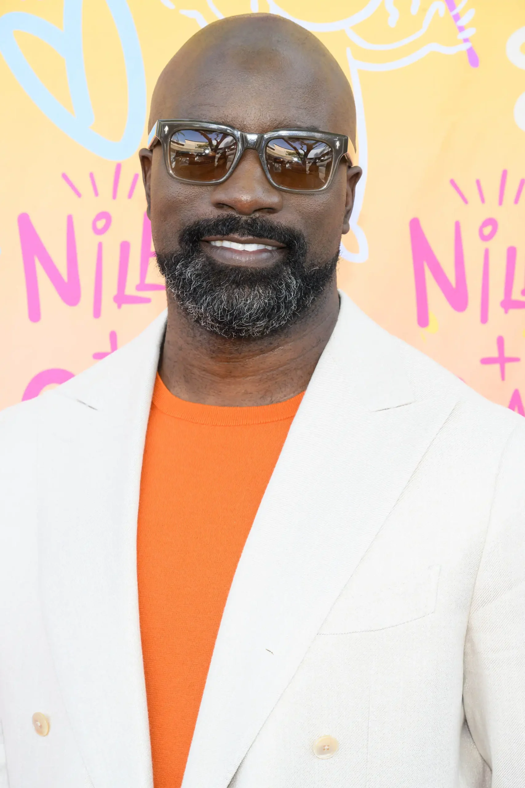 Mike Colter revela que houve conversas sinceras sobre a 5ª temporada de Evil, mas agenda de novo projeto complica retorno