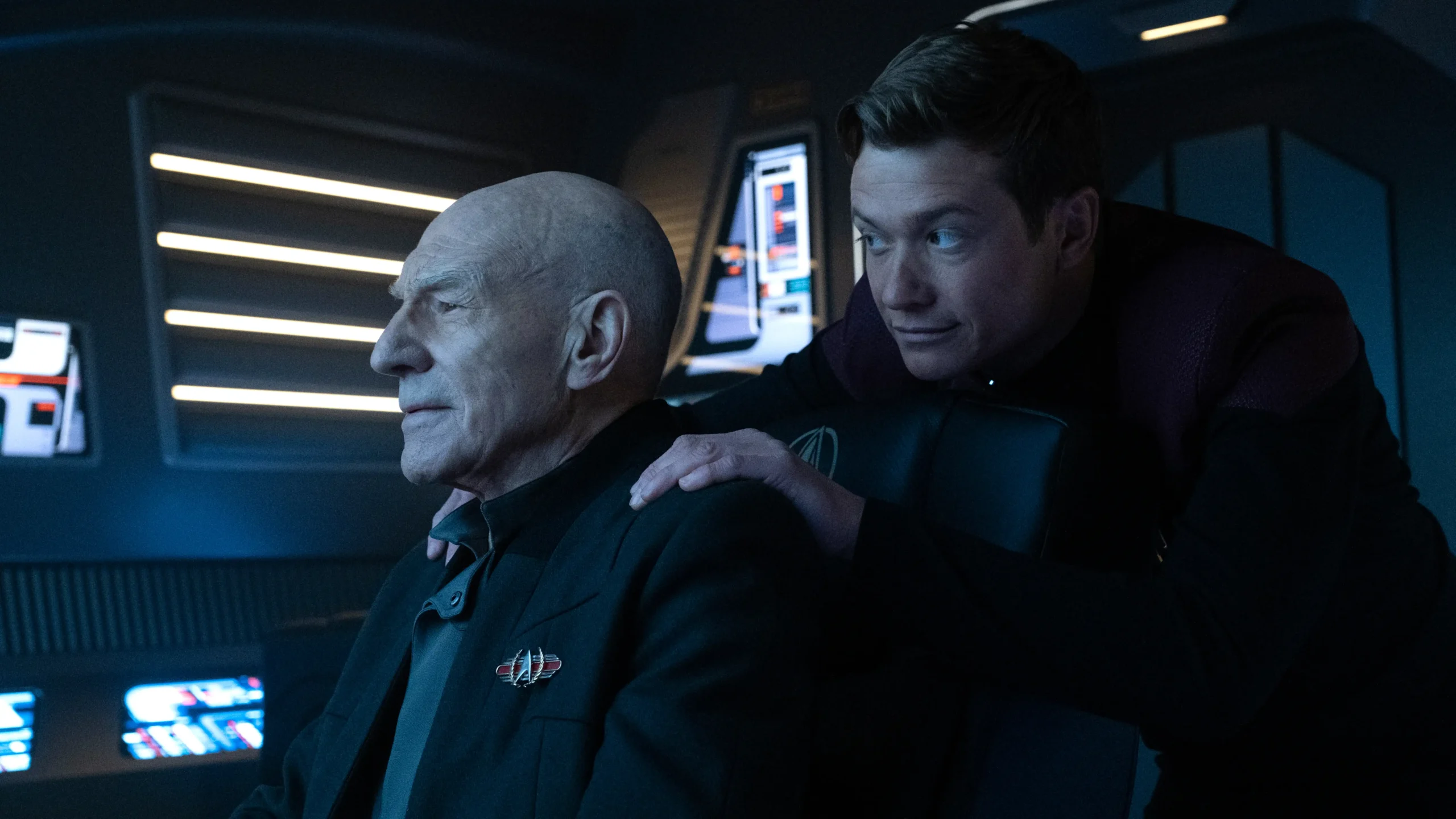 Patrick Stewart propôs papel em spin-off de Star Trek chamado Legacy, mas projeto não foi adiante