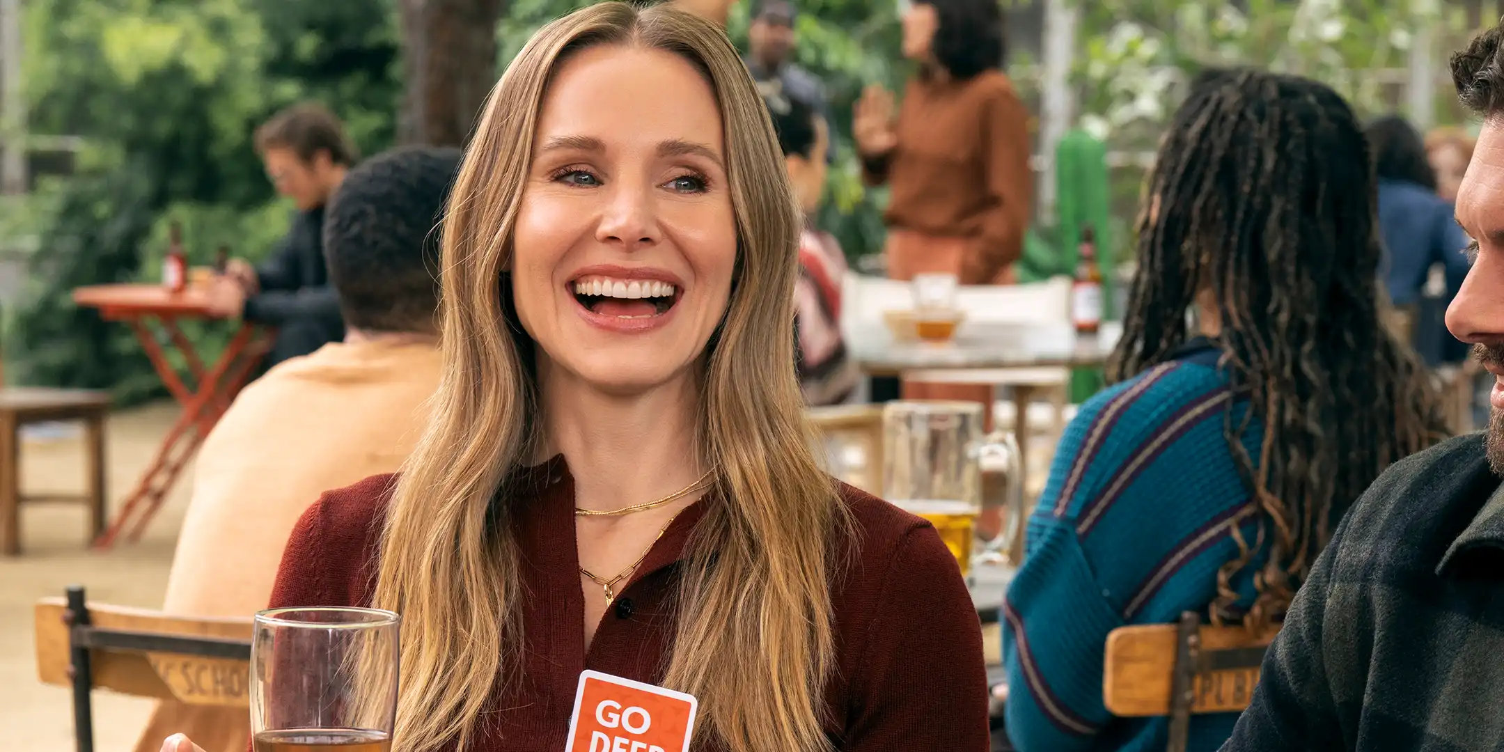 Série de comédia da Netflix “Nobody Wants This” estreia 3ª temporada com nota 100% no Rotten Tomatoes