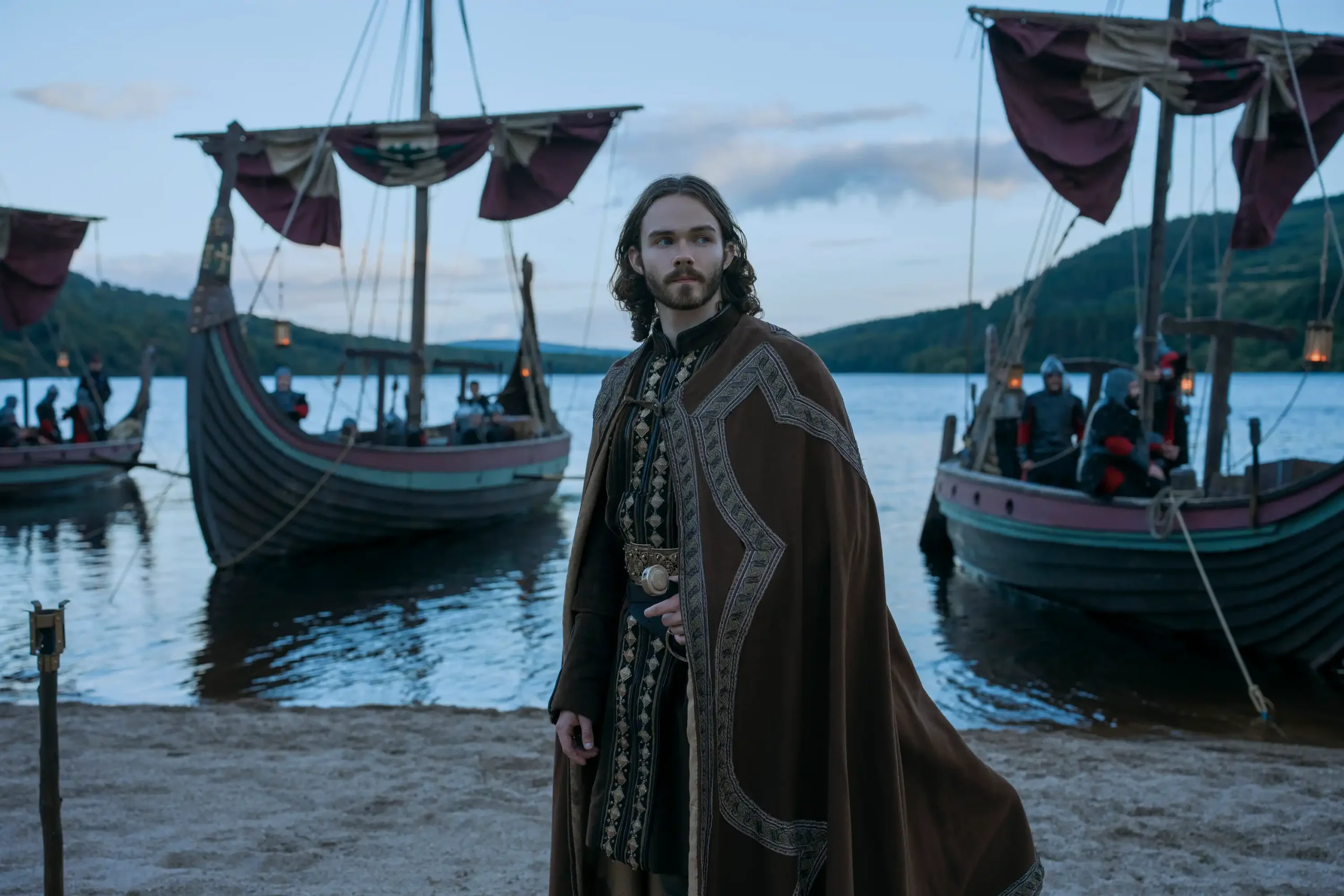 Prime Video revela primeiras imagens da série Bloodaxe, mistura de Vikings com Game of Thrones