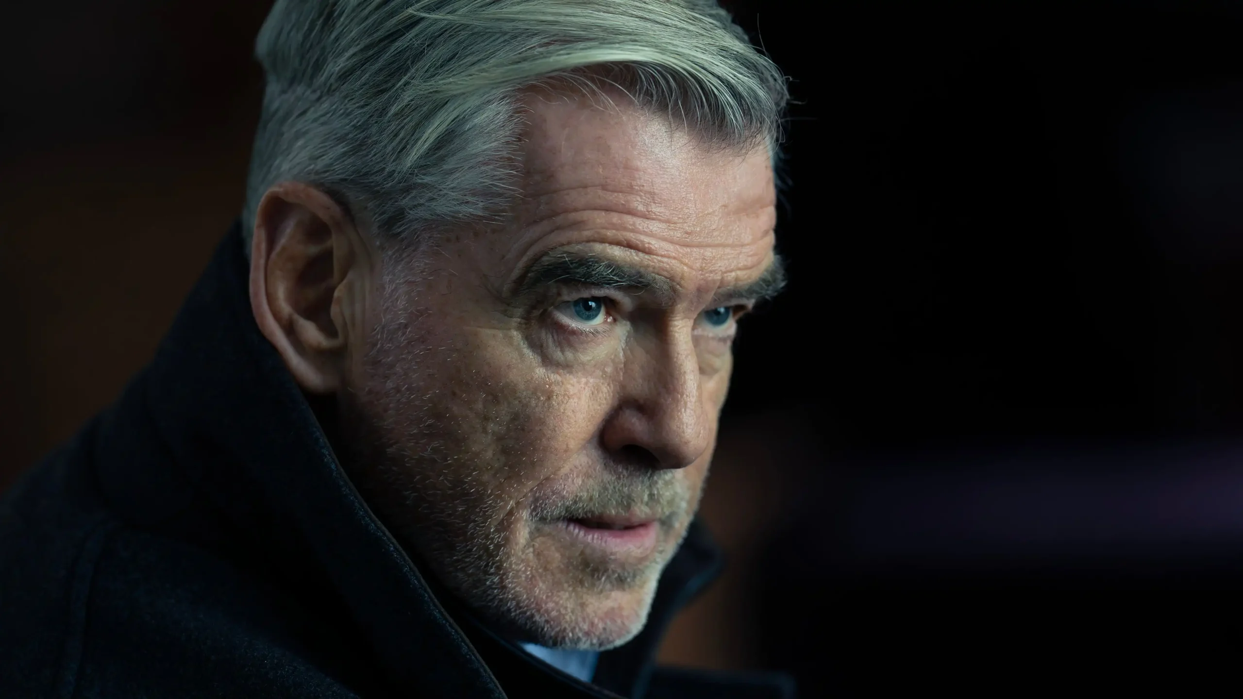 Paramount+ divulga trailer do meio da temporada 2 de MobLand com guerra entre famílias rivais