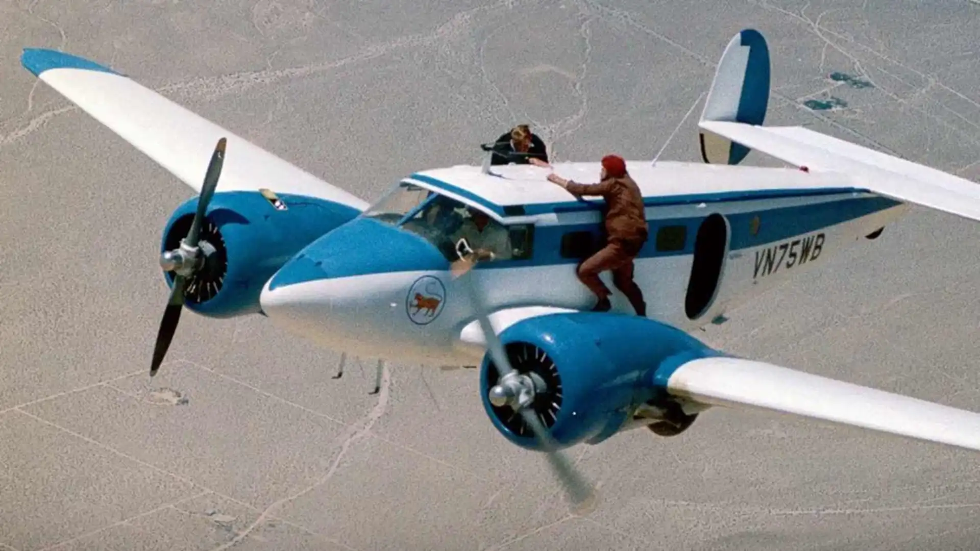 10 Filmes de James Bond com Notas no Rotten Tomatoes que Não Refletem a Realidade