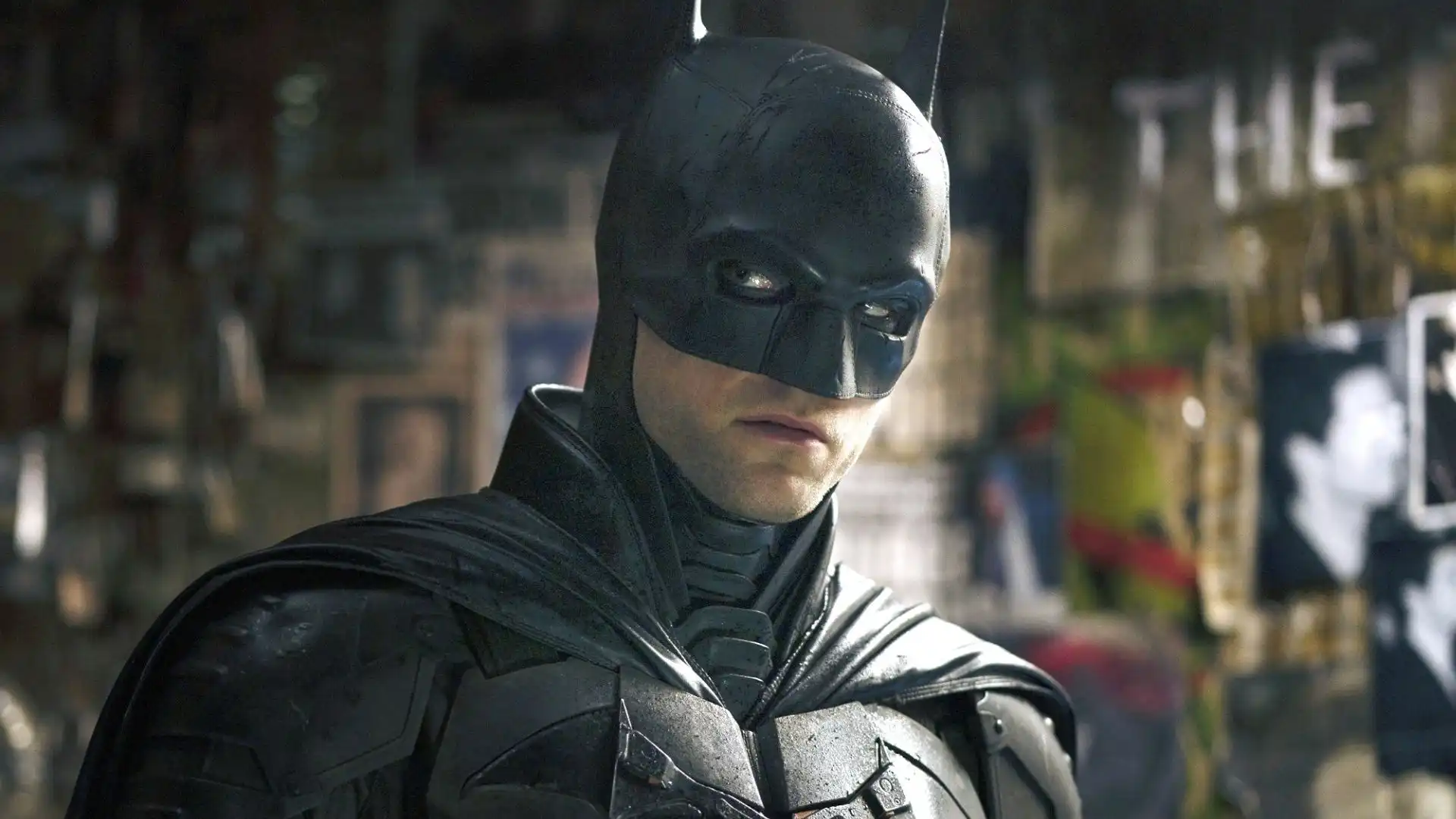 Robert Pattinson retorna oficialmente como Bruce Wayne em fotos do set de The Batman Part II