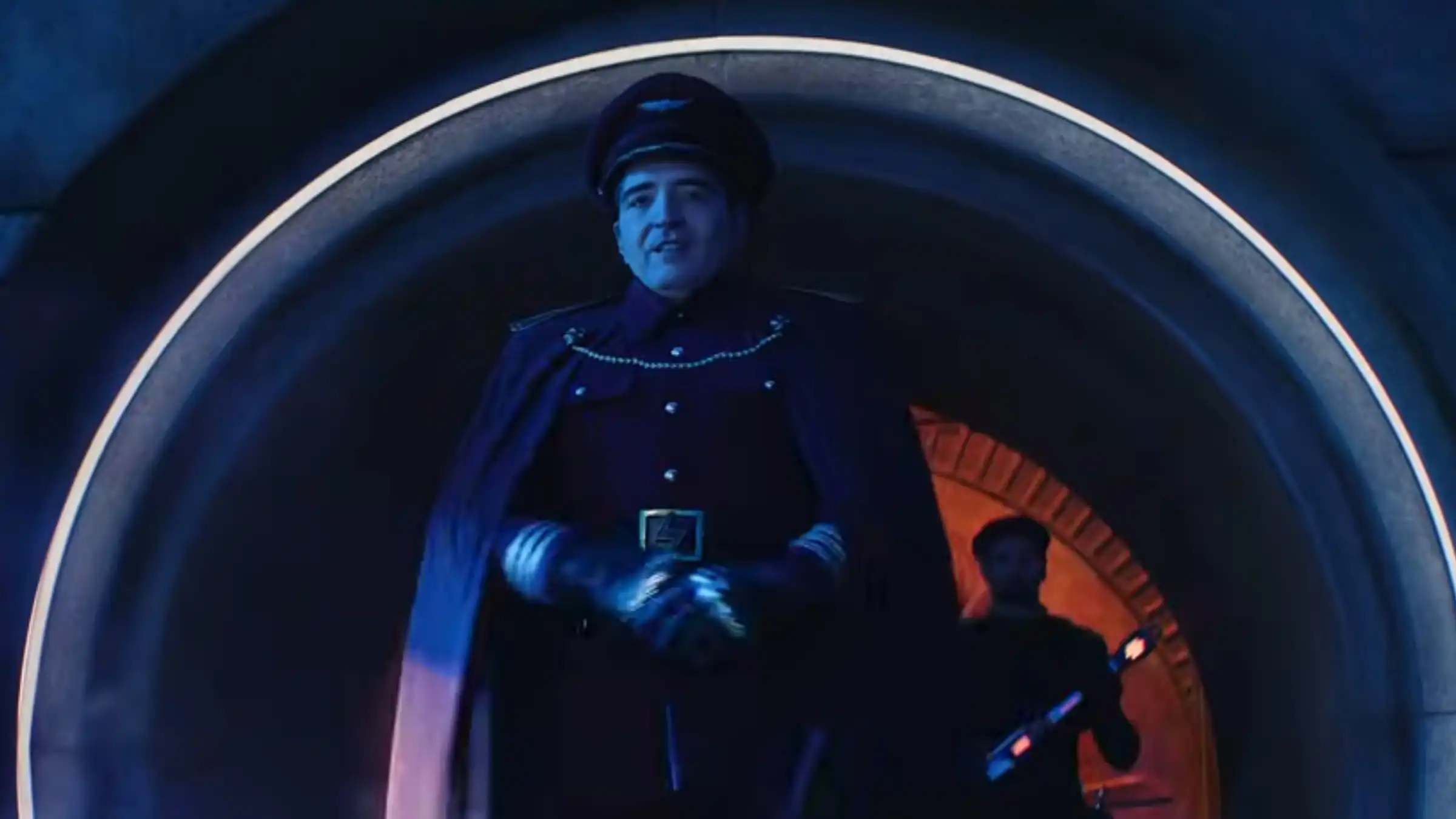 O Maior Desafio do Novo Filme de Street Fighter Está Ligado à Legado de Raul Julia