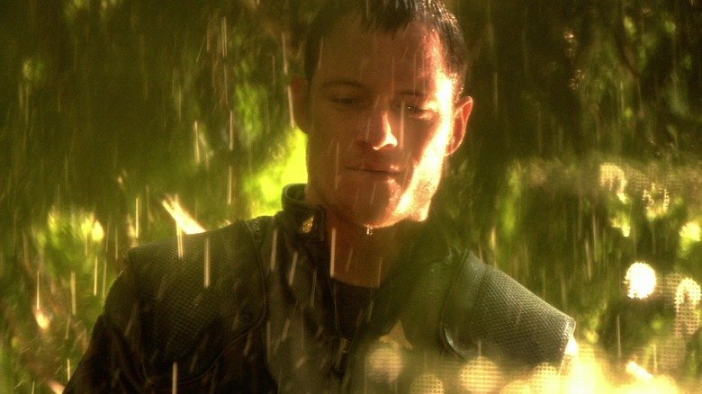 Vários atores de Battlestar Galactica fazem participações na série Carrie, de Mike Flanagan