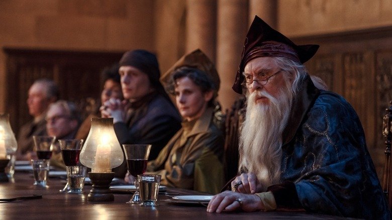 Nova série de Harry Potter na HBO mostra imagem do castelo de Hogwarts em pôster oficial