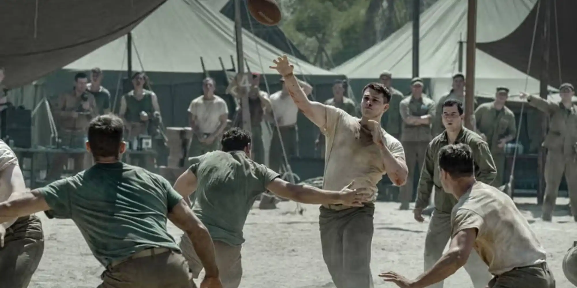 Netflix lança em outubro filme de guerra baseado em história real do futebol americano na Segunda Guerra