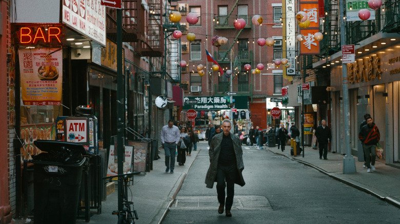 Noah Segan revela lições de Rian Johnson e detalhes sobre “The Only Living Pickpocket in New York”