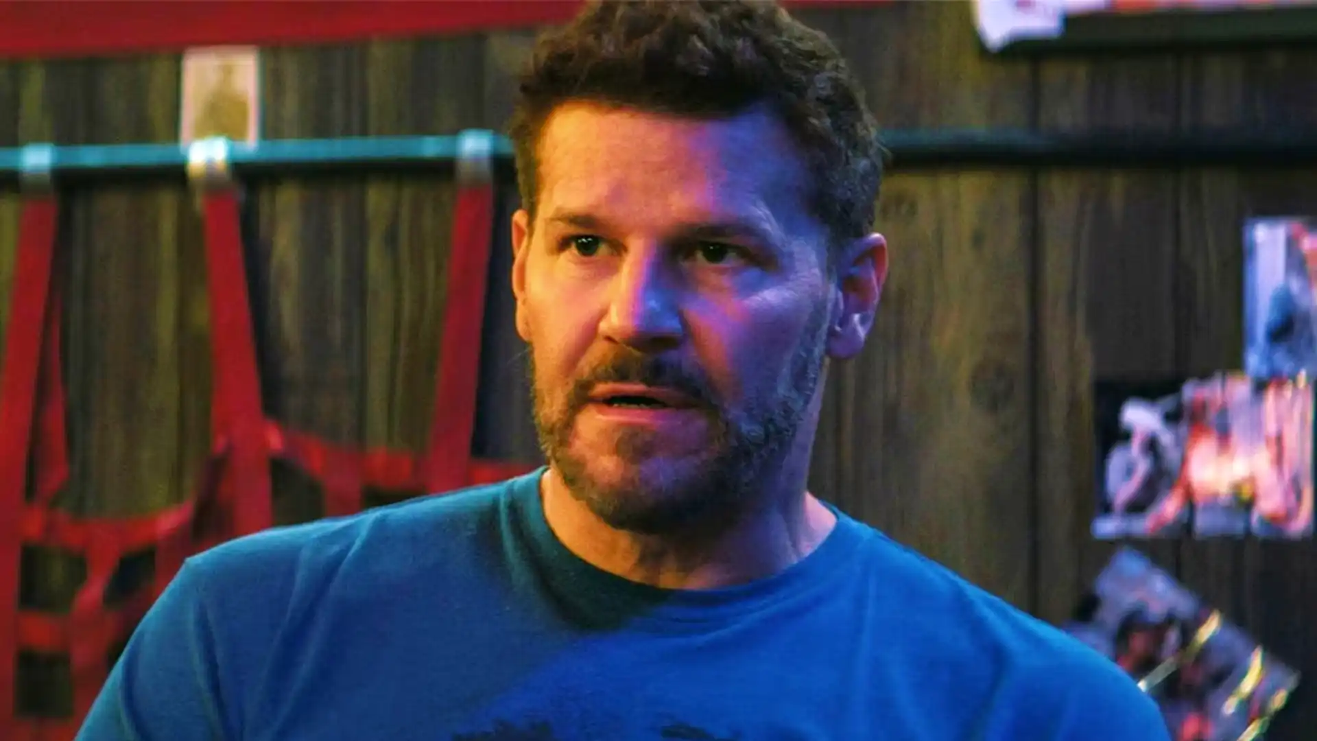 Showrunner de SEAL Team se emociona com o sucesso da série no streaming